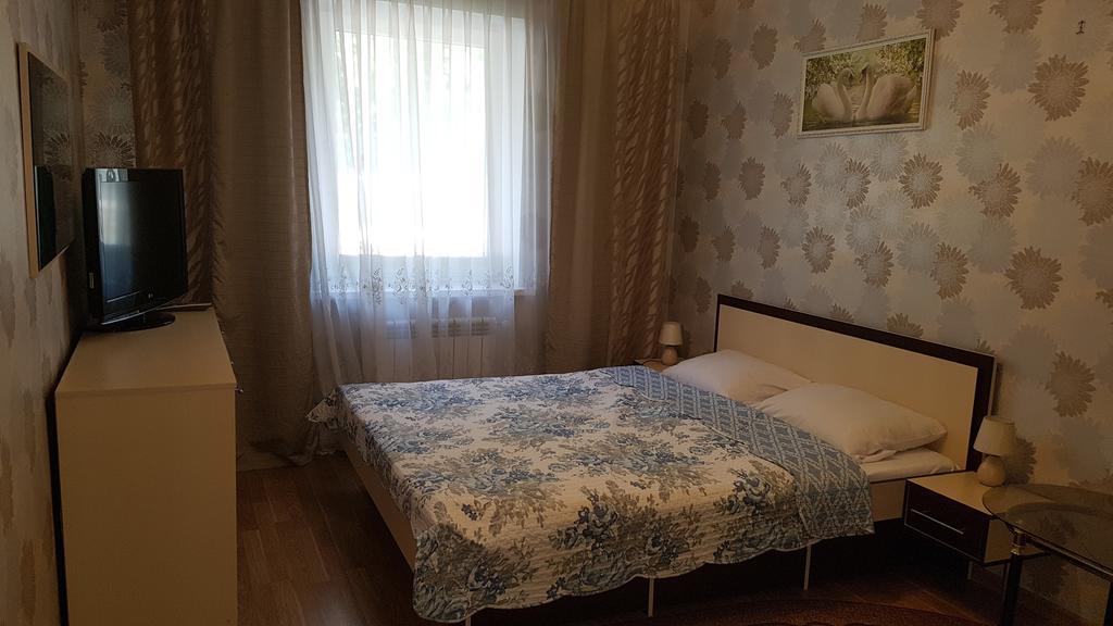 Celebrity Villa Kamjanets-Podilsky Buitenkant foto